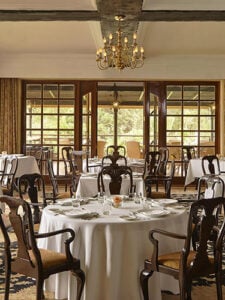 KEN_490388_Main-Restaurant-Fairmont-225x300