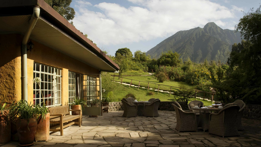 Sabyinyo-rwanda-cottage-exterior