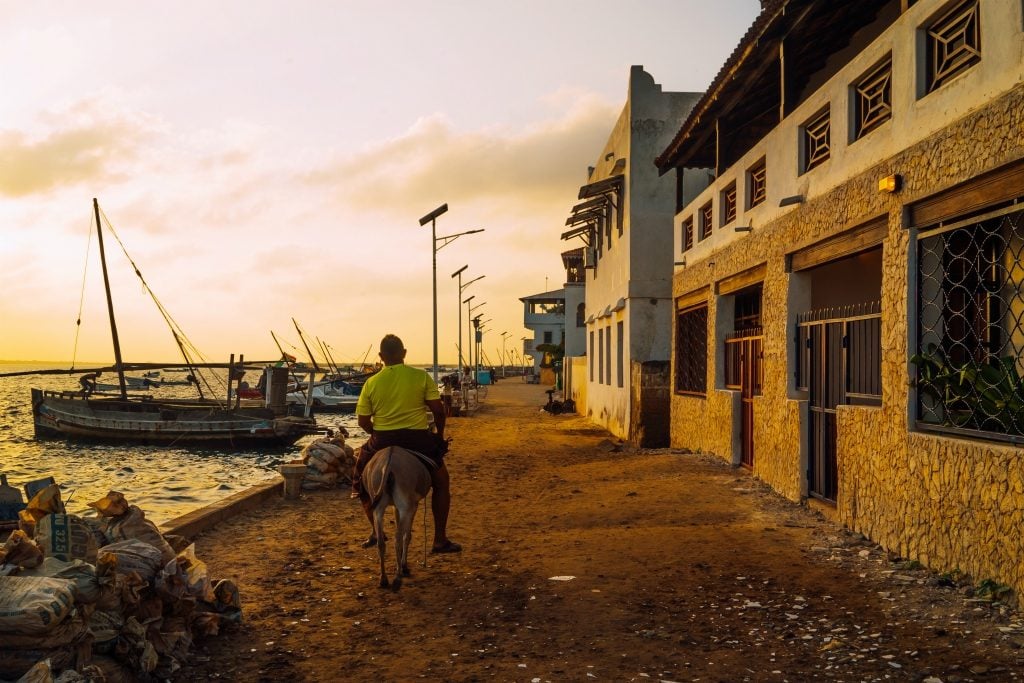 Visit These Enchanting Kenyan Islands
