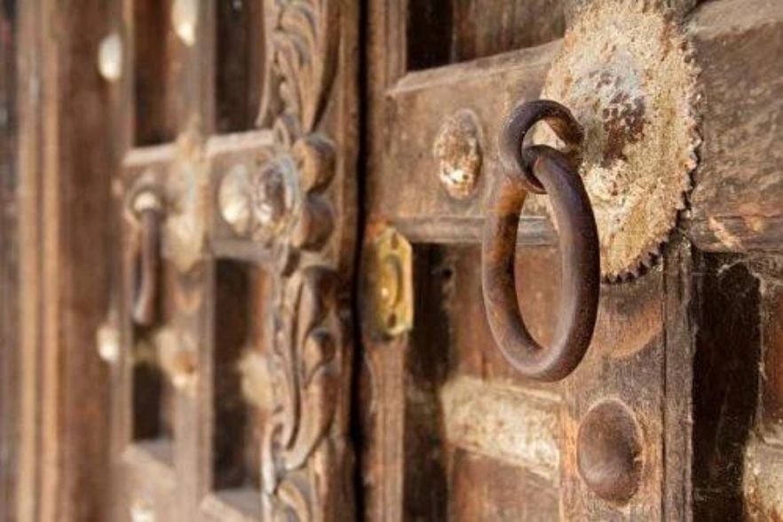 Lamu Door