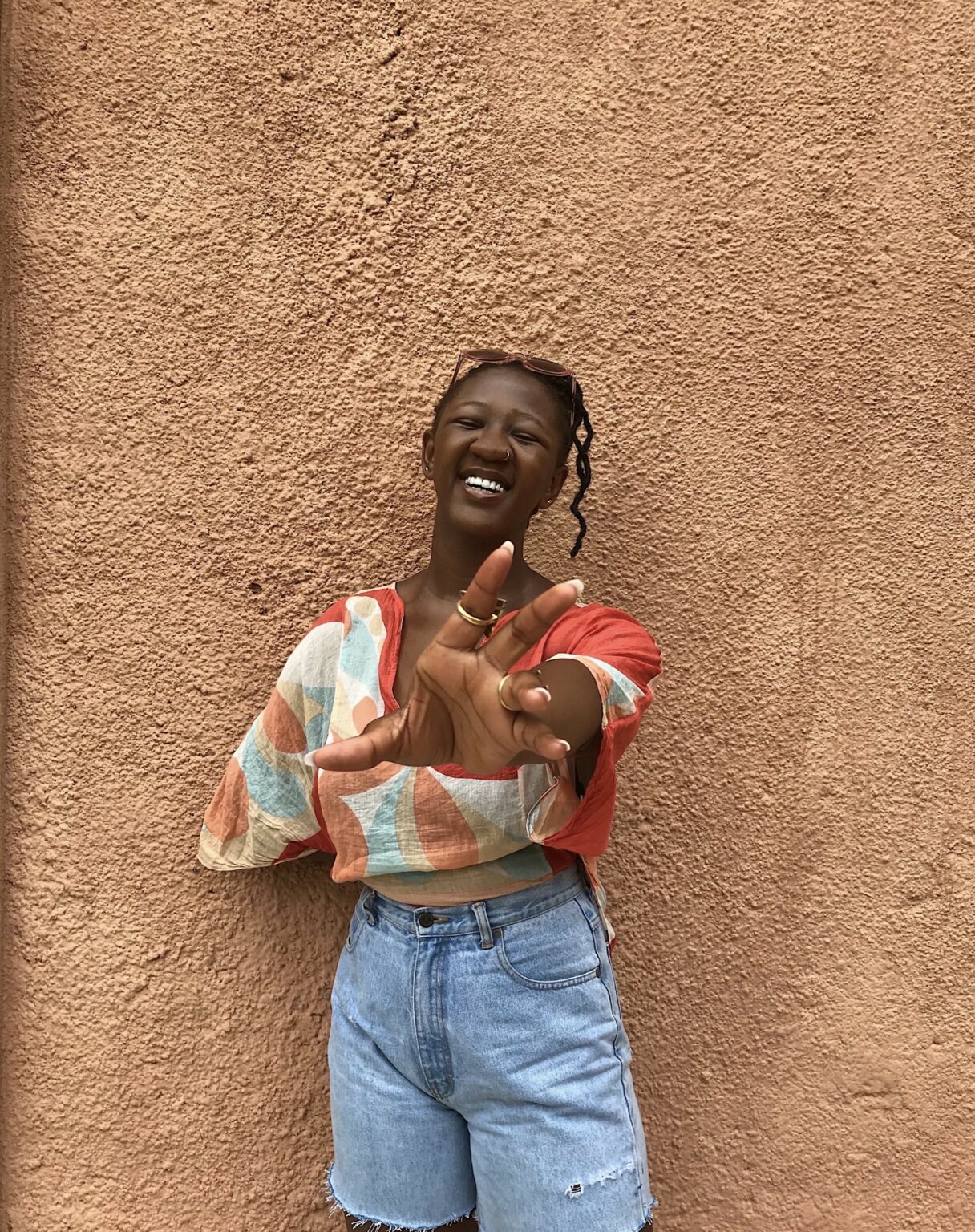 Explore 'She's Got the Lens': 10 minutes with Hazel Bakhoya on Nomad Africa. Discover photography, interviews, and creative insights.