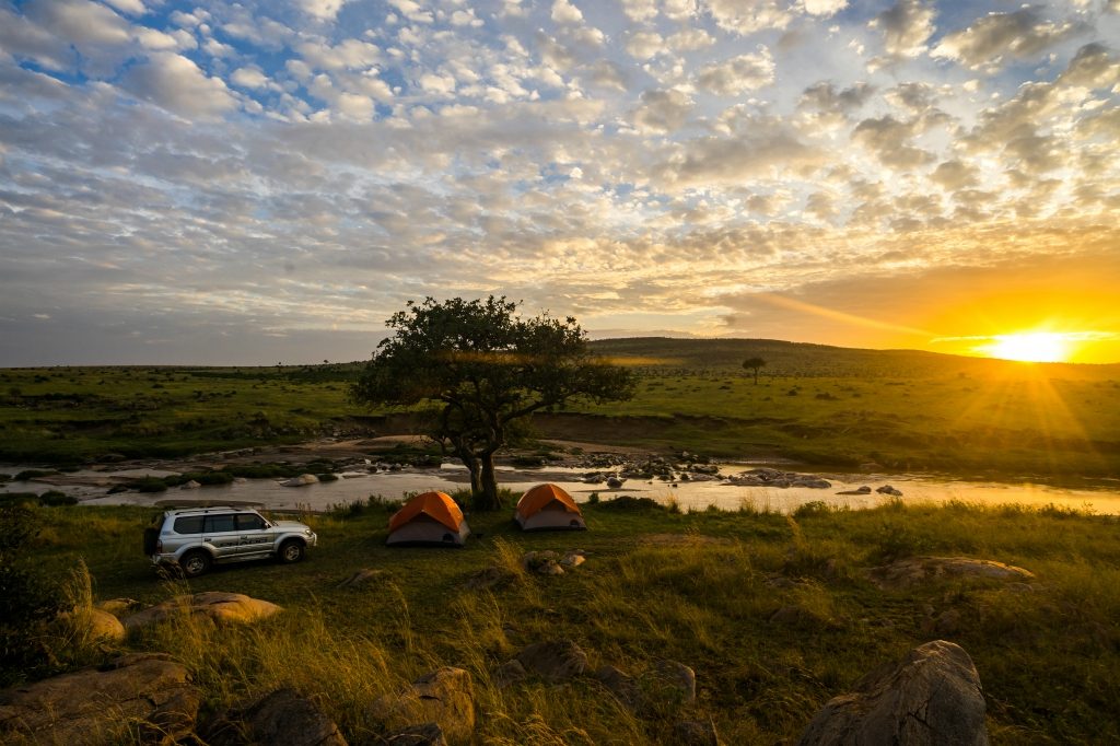 Driving The Loita Hills